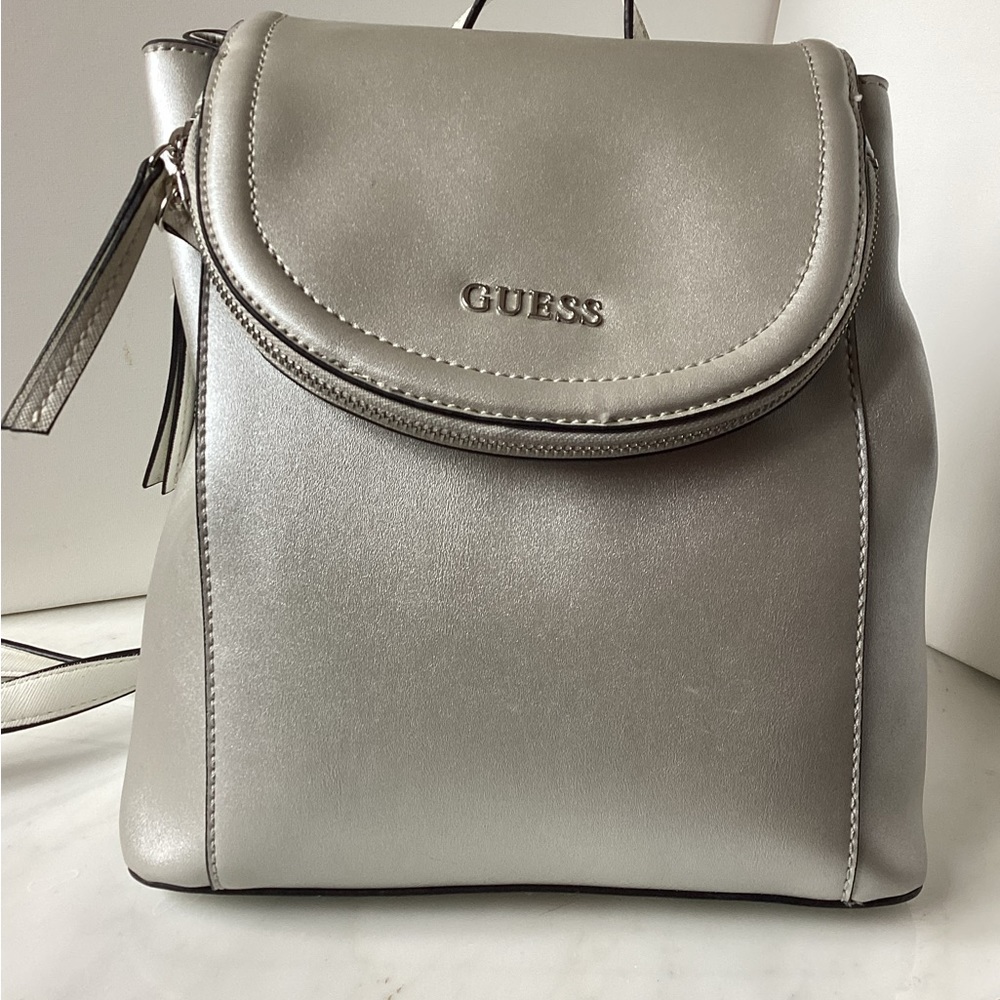 Guess silver back pack